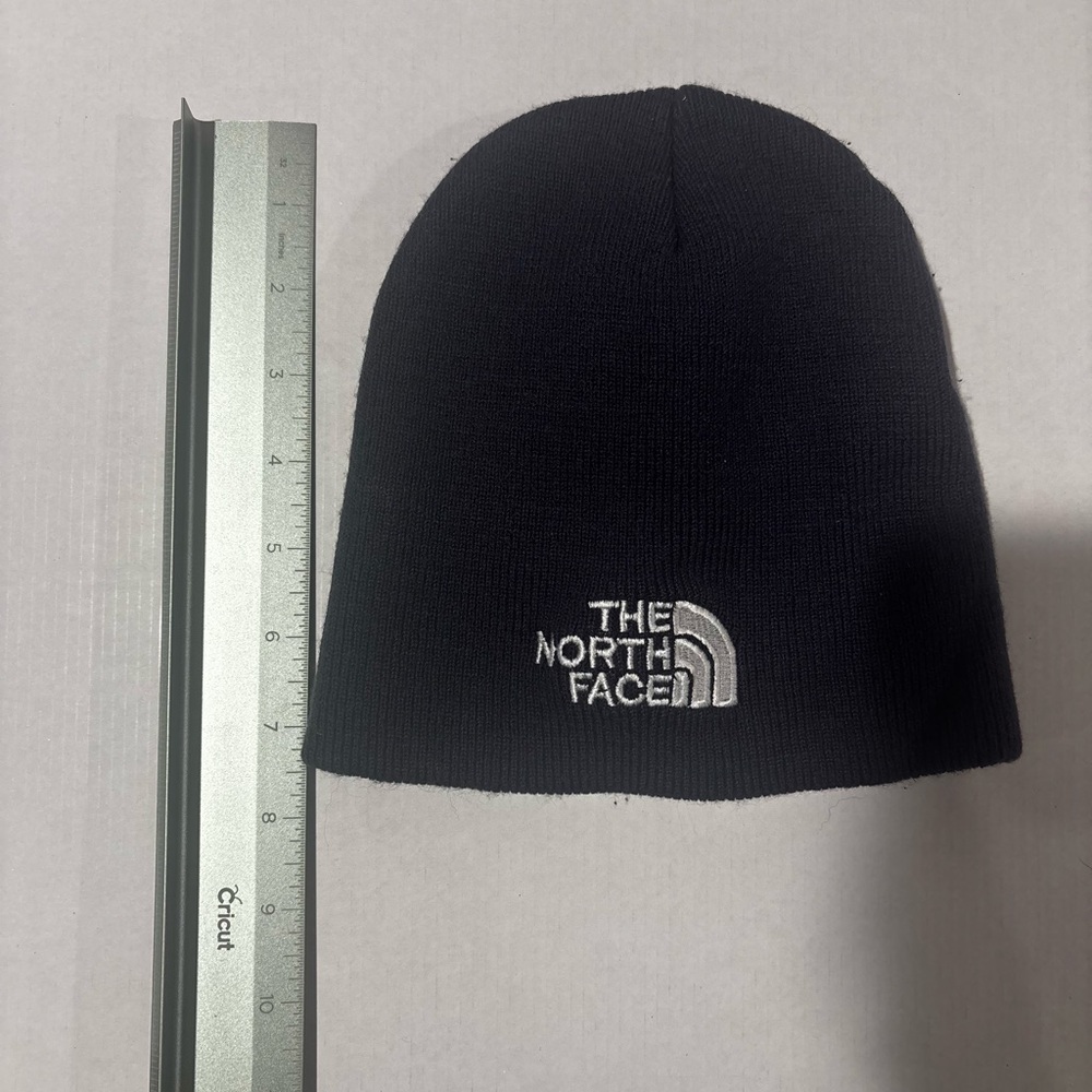 The North Face Blue Beanie - Picture 3 of 4